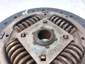 Volkswagen Golf Plus Mk5 (2004–2008) Kupplungsscheibe 702123 - 2
