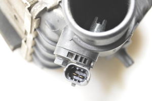 Vahejahuti radiaator - 282702A430