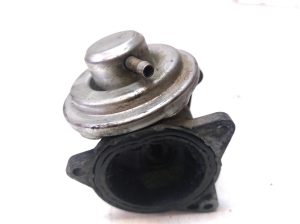 Volkswagen Golf Plus Mk5 (2004–2008) EGR vārsts 038131501AF - 4