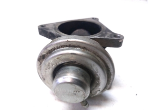 Volkswagen Golf Plus Mk5 (2004–2008) EGR vārsts 038131501AF - 5