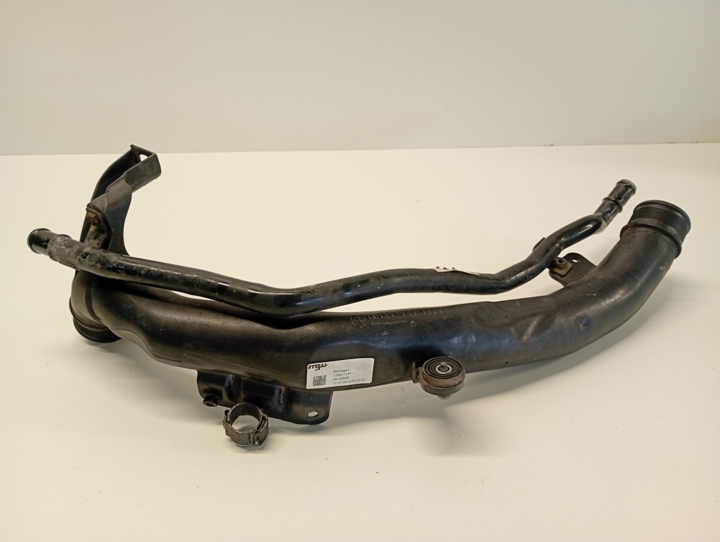 Volkswagen Passat B7 (2010–2014) Intercooler hose 126917101 Volkswagen Passat B7 (2010–2014) Intercooler hose 126917101