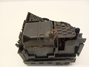 Volkswagen Passat B7 (2010–2014) Kaitsmeplokid 3C0937125A - 3