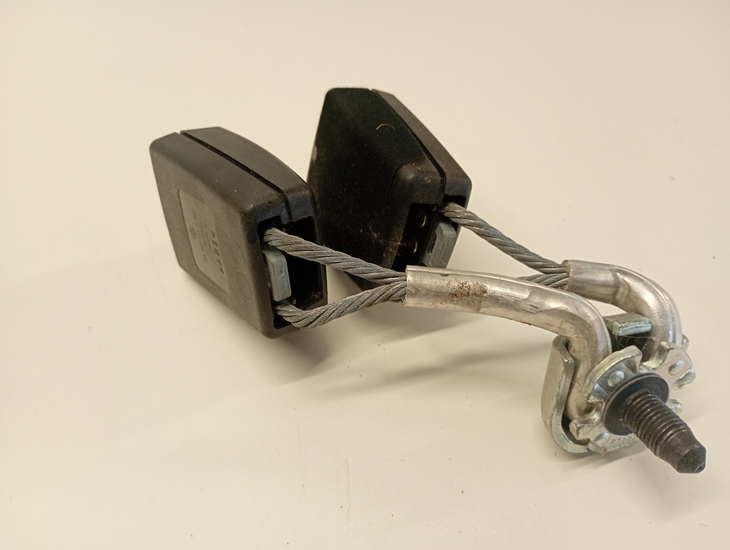 Volkswagen Passat B7 (2010–2014) Sicherheitsgurtschloss hinten 3AA857739B Volkswagen Passat B7 (2010–2014) Sicherheitsgurtschloss hinten 3AA857739B