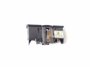 Mercedes Benz B-Class 246 (2011–2017) Headlight switch A2049053103 - 3