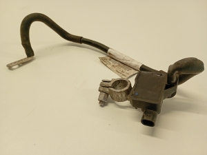 Volkswagen Passat B7 (2010–2014) Miinusjuhtme klemm 519416C41 - 4