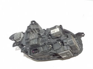VOLVO XC90 (2015–2024) Headlight 31468664 - 4
