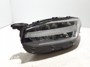VOLVO XC90 (2015–2024) Headlight 31468664 - 8
