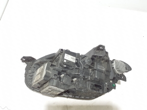 VOLVO XC90 (2015–2024) Esituli 31468583 - 10