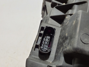 VOLVO XC90 (2015–2024) Esituli 31468583 - 8