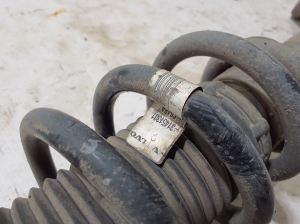 VOLVO XC90 (2015–2024) Front shock absorber and its components - 3