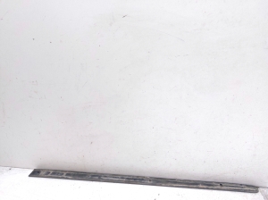 Volkswagen Golf Plus Mk5 (2004–2008) Esiukse liist 1K4853515C - 4
