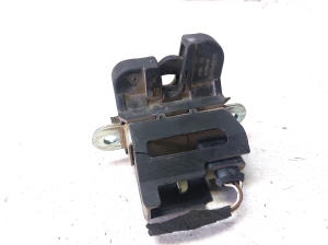 Volkswagen Golf Plus Mk5 (2004–2008) Trunk lid lock 3C9827645 - 4