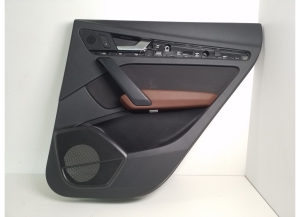 Rear side door panel - 