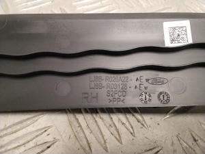 Ford Mustang Mach-E Mach-E (2020–2026) Dashboard trim LJ8BR026A22AEW - 2