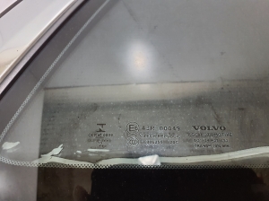 VOLVO XC90 (2015–2024) Rear quarter glass 31468147 - 2
