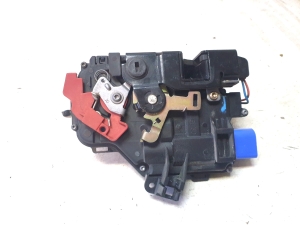 Volkswagen Golf Plus Mk5 (2004–2008) Rear side door lock 7L0839016 - 5
