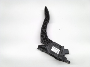Ford Mustang Mach-E Mach-E (2020–2026) Gaasipedaal LJ9C9F836AB - 4