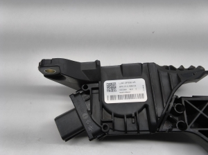 Ford Mustang Mach-E Mach-E (2020–2026) Gaasipedaal LJ9C9F836AB - 5