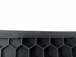   Other dashboard part  - 11B858217 