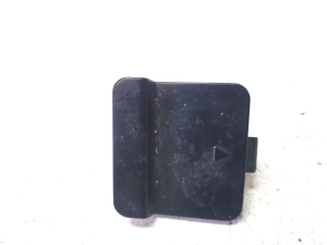 Front bumper tow hook cover - 86588P2010