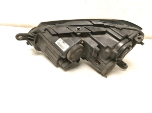 Volkswagen Passat B7 (2010–2014) Esituli 3AC941006 - 2