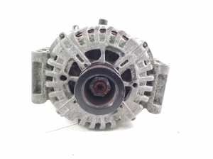 Mercedes Benz E-Class W212 (2009–2015) Alternator A0009062822 - 2