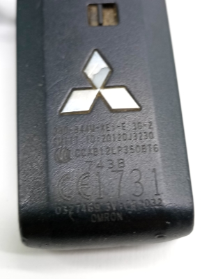 Mitsubishi Outlander (2012–2021) Clé de démarrage 8637A698 - 3