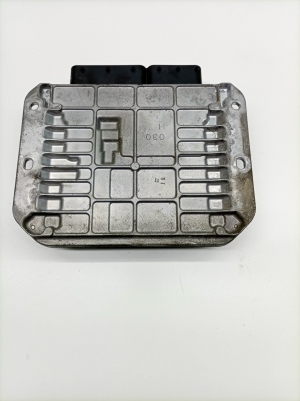 Mitsubishi Outlander (2012–2021) Engine control unit 1860C970 - 4