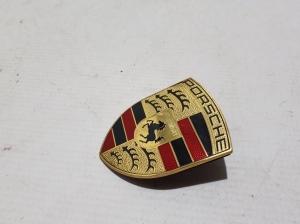 Porsche Macan (2014–2026) Emblem 9P1853611 - 2