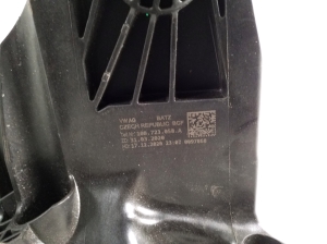 Volkswagen ID.4 I (2020–2026) Piduripedaal 10B723058A - 2