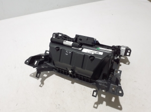 VOLVO EX30 I (2023–2026) Handschuhfach 80002671 - 5