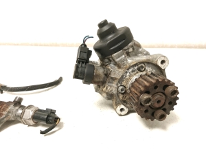 Volkswagen Passat B7 (2010–2014) Kütusesüsteem ja selle üksikasjad 03L130755L - 6