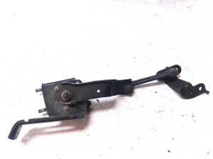 TOYOTA Land Cruiser 150 (2009–2026) Andur tagumisel rummul A1745171 - 4