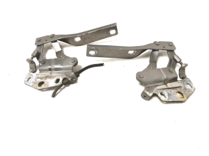 Volkswagen Passat B7 (2010–2014) Hood hinge - 2