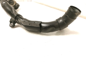Volkswagen Passat B7 (2010–2014) Intercooler hose 5N0145840K - 4