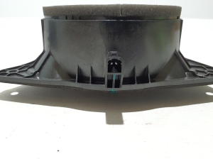 VOLVO EX30 I (2023–2026) Rear side door speaker 80001810 - 3