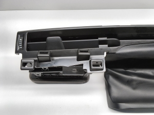 Ford Mustang Mach-E Mach-E (2020–2026) Armatuurlaua ventilatsioonivõred LJ8BR01412 - 3