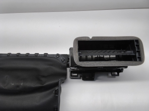 Ford Mustang Mach-E Mach-E (2020–2026) Armatuurlaua ventilatsioonivõred LJ8BR01412 - 5