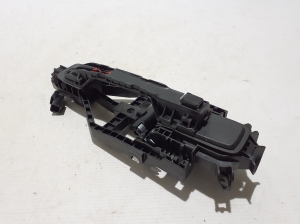 VOLVO EX30 I (2023–2026) Front door external opening handle and its details - 2