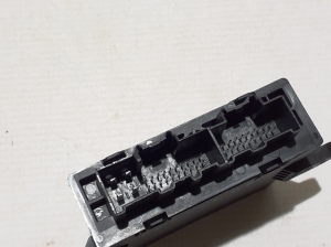 VOLVO EX30 I (2023–2026) Rear side door control unit 80006400 - 2