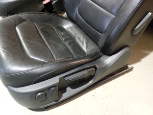 Volkswagen Passat B7 (2010–2014) Vordersitz und seine Teile - 13