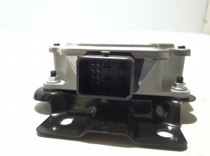 VOLVO EX30 I (2023–2026) Vadības bloks 80016781 - 4