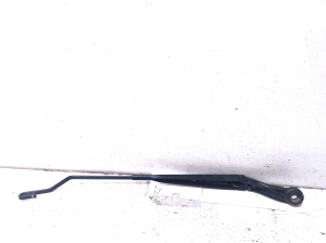 NISSAN Micra K12 (2002–2010) Wischerarm vorne 80008647 - 2