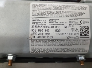Porsche Macan (2014–2026) Ceļgalu drošības spilvens 95B880842 - 3