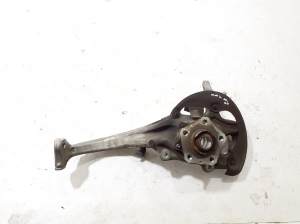 Front wheel hub - 95B407254E