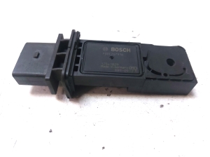 AUDI A4 B8 (2007–2016) Mass air flow sensor F00C2G7316 - 2