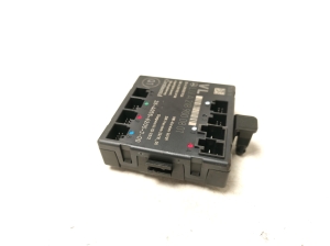Mercedes Benz CLS-Class 218 (2011–2018) Front door control unit A2189000801 - 4
