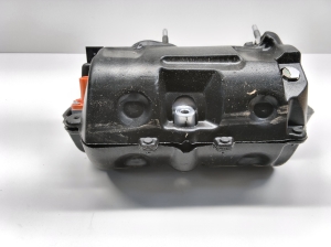 Ford Mustang Mach-E Mach-E (2020–2026) Konditsioneeri kompressor LJ9H19J282B - 3