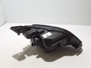 RENAULT 5- I (2024–2026) Headlight 260601570R - 2