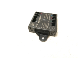 Mercedes Benz CLS-Class 218 (2011–2018) Rear side door control unit A2189001301 - 4